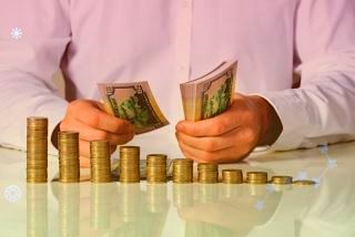 三七互娱002555：21年海外收入超预期员工持股有望激发积极性